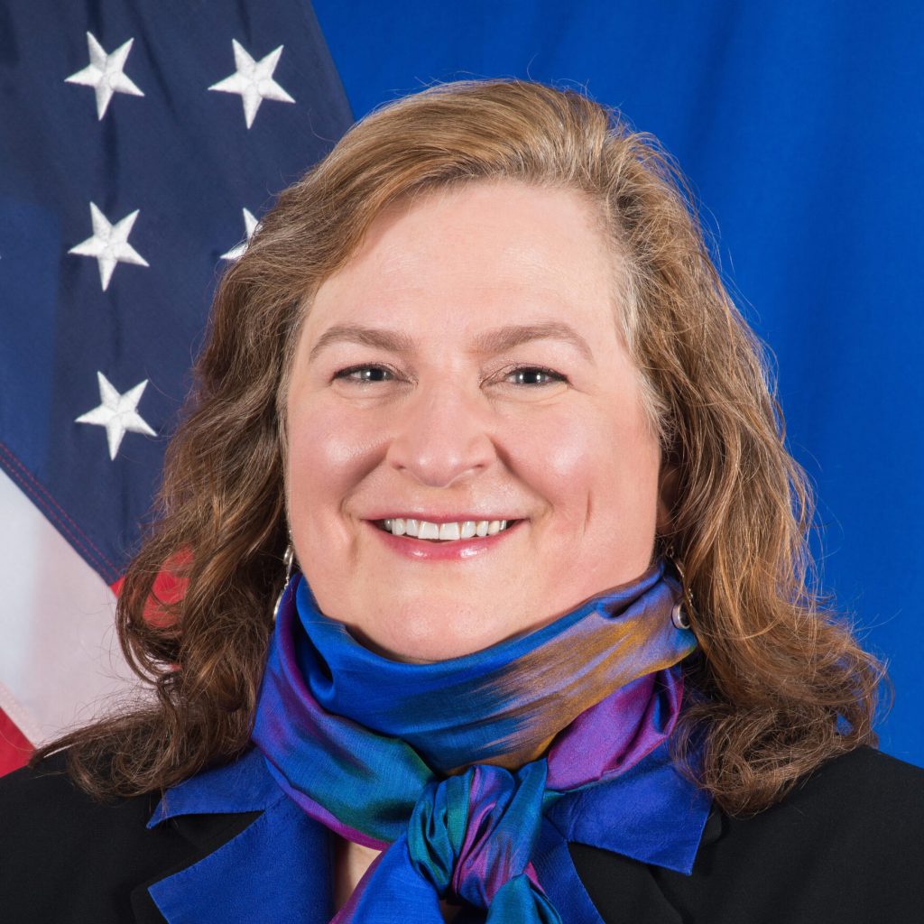 Kari-Johnstone-8x10-1-scaled